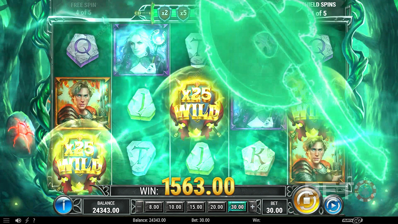 Score a 40,000x Payday in the Return of The Green Knight Pokie!