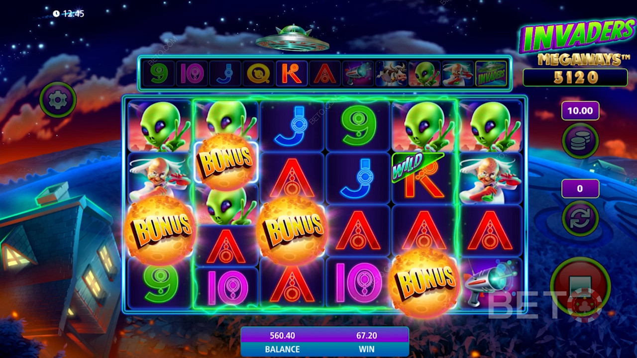 Score 4+ bonus symbols to launch free spins in Invaders Megaways pokie